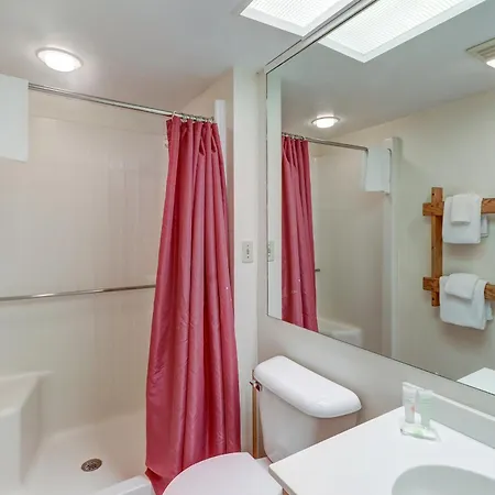 Bridges Resort Warren Room photo