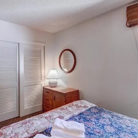 Bridges Resort Warren Room photo